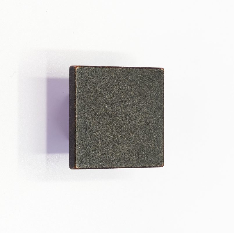 Tiradores pomos y complementos para muebles - Polideas.es