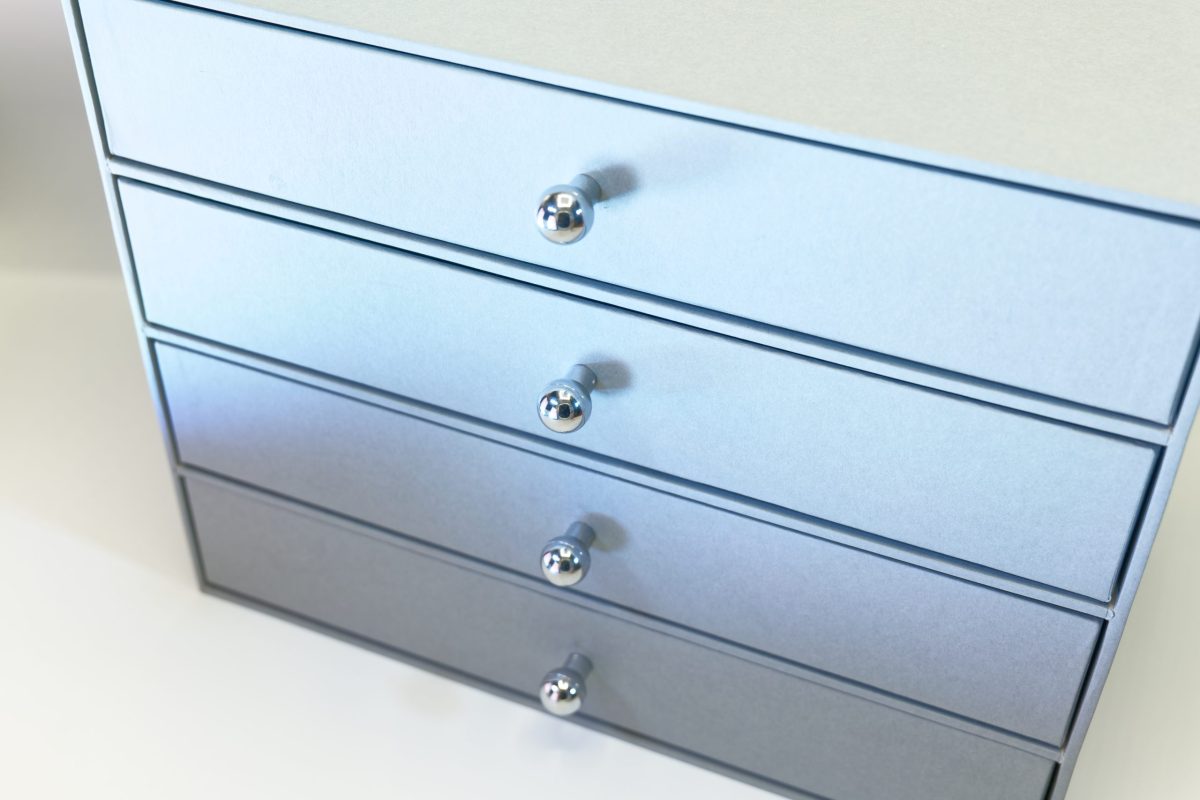 Poignées, boutons de meubles et compléments - Polideas.fr