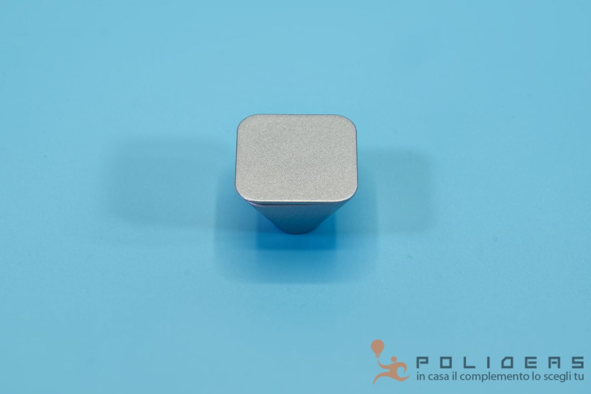 Tiradores pomos y complementos para muebles - Polideas.es